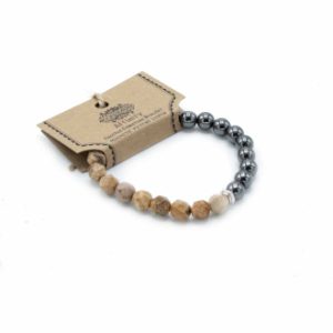 Pulseira de Pedras Preciosas Esculpida e Polida Afinidade